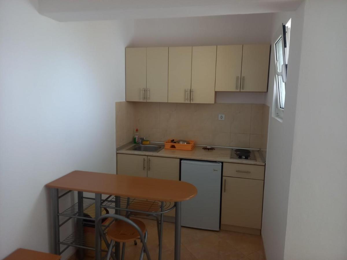 Apartments Percobic Sutomore Exterior foto